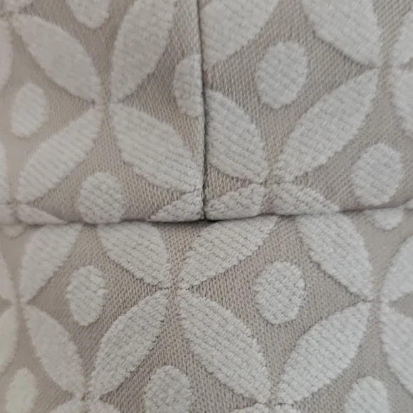 Elegant Cream Peplum Skirt Suit - Picture 12 of 16